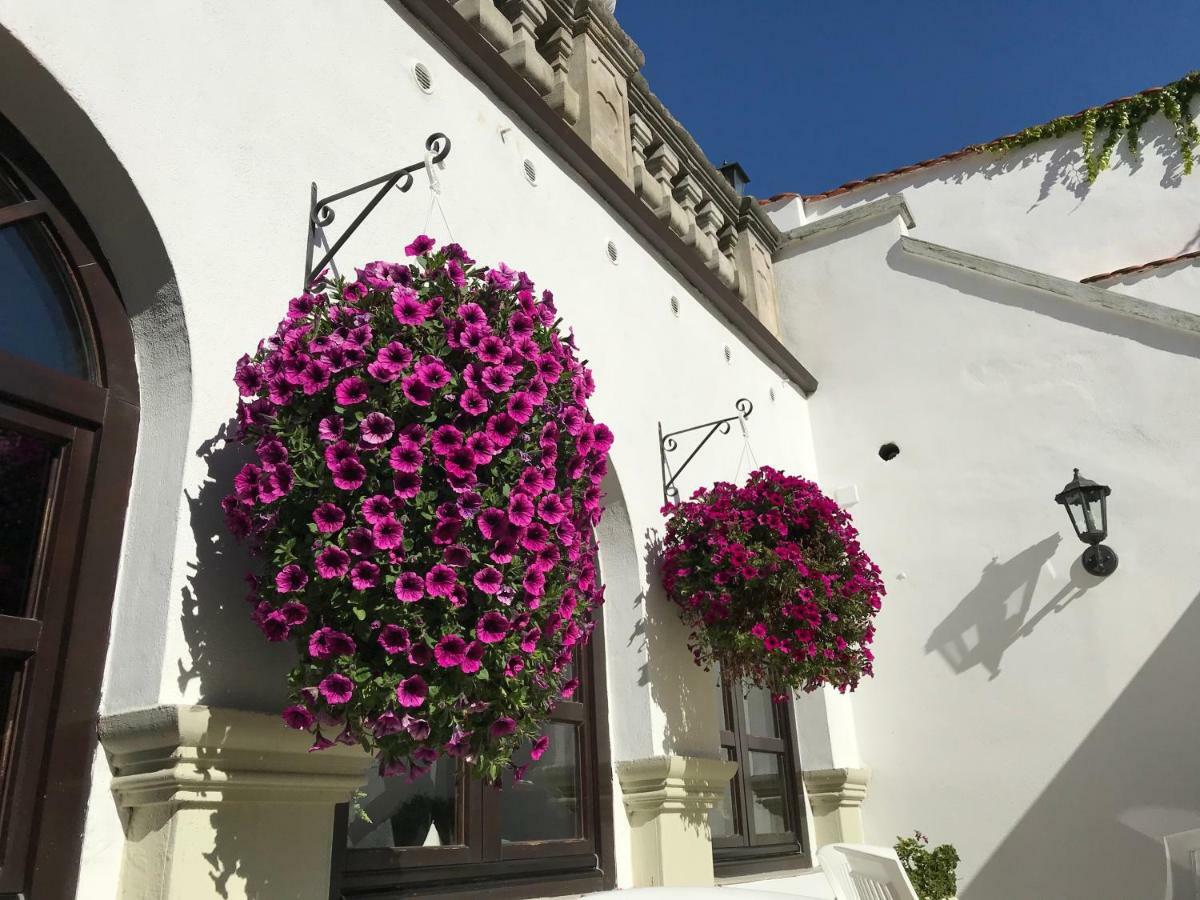 U Svateho Urbana Hotel Mikulov Exterior foto
